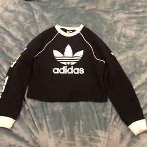 Adidas cropped sweater (used)